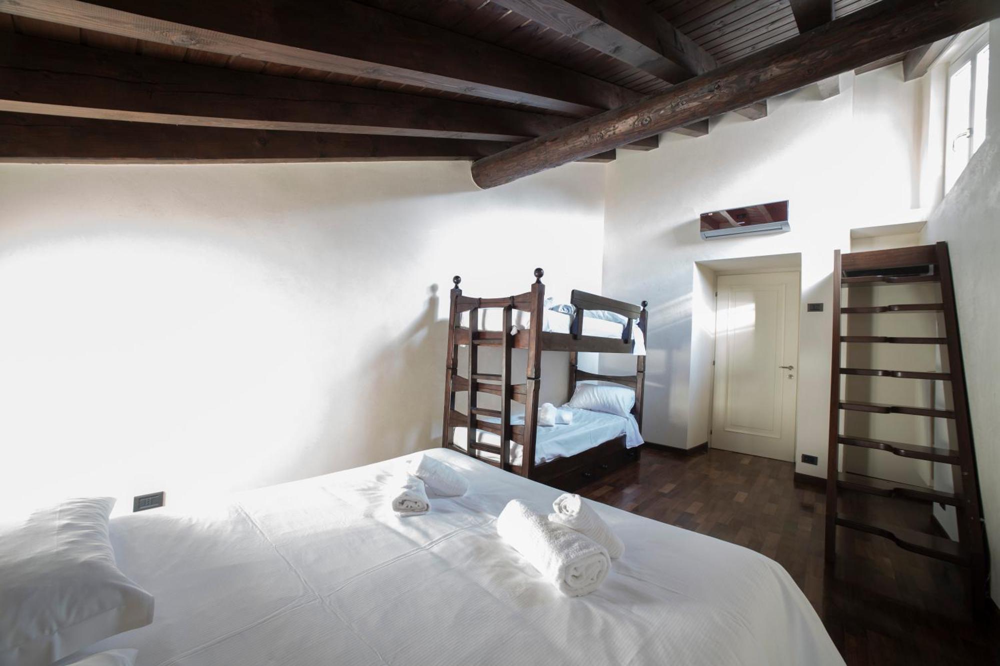 Dimora Storica Vicolo Del Volto Apartment Iseo Exterior photo